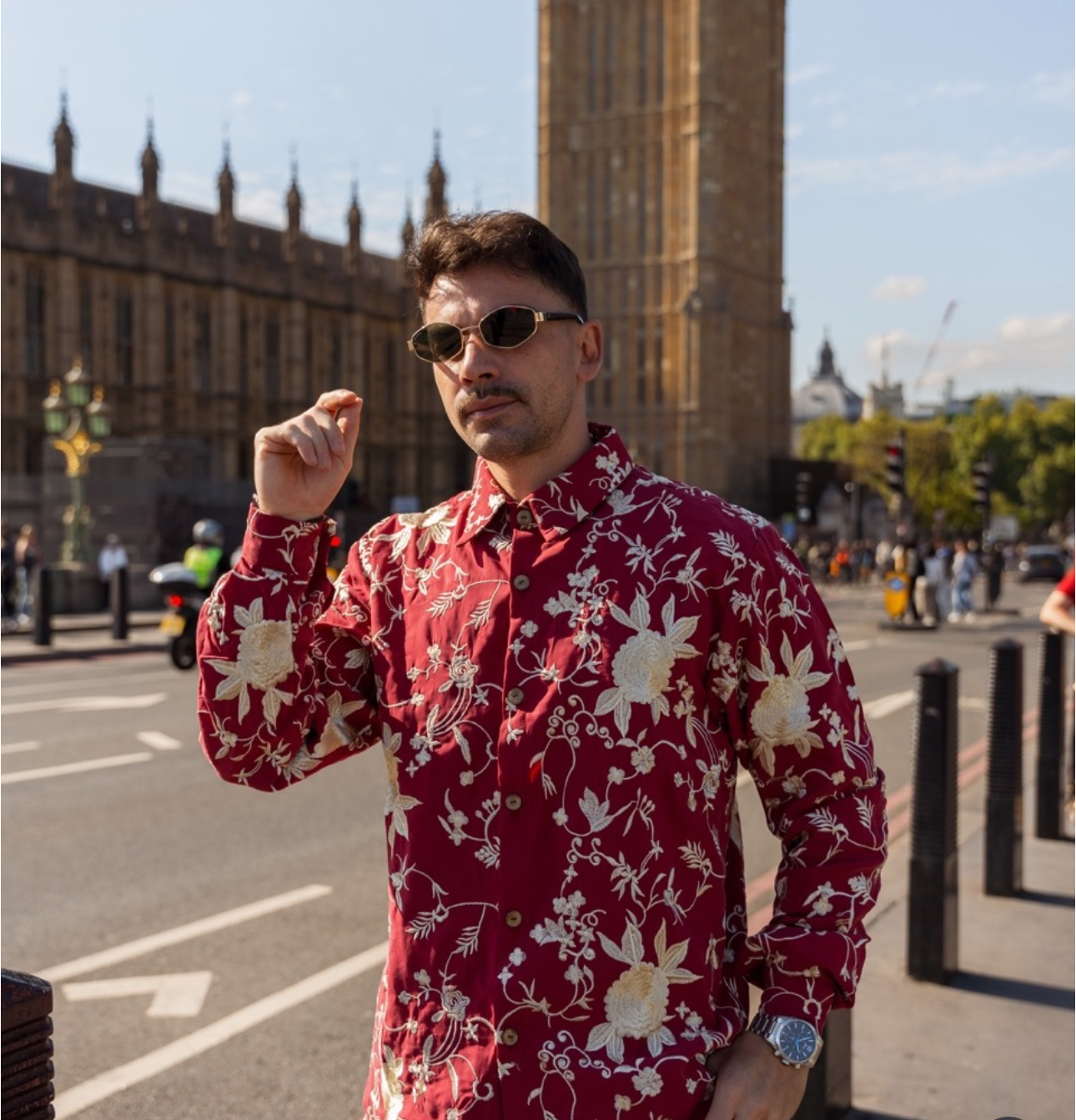 Camisa Manila Burdeos Bordado Marfil.